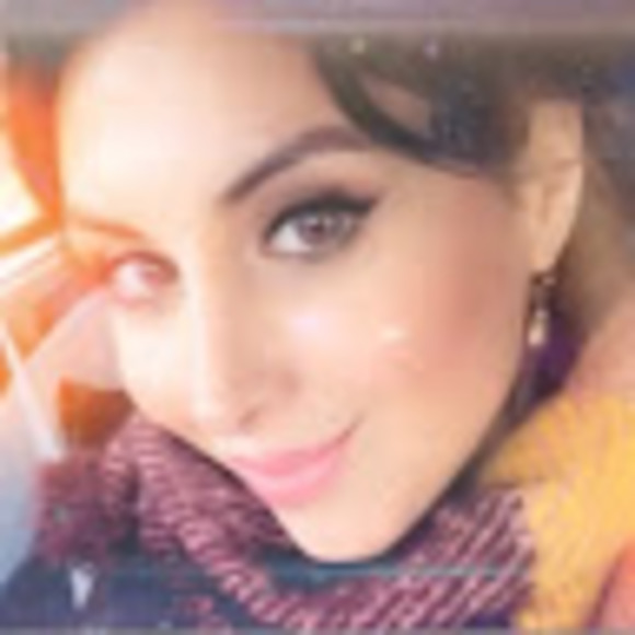 Meet your Posher, Hengumeh - Picture 1 of 1